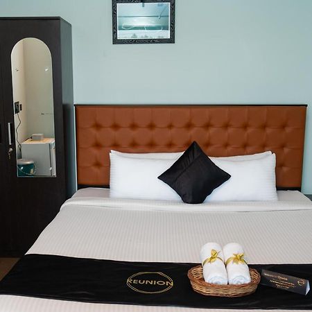 Reunion Ocean Tides Hotel Udupi Kültér fotó