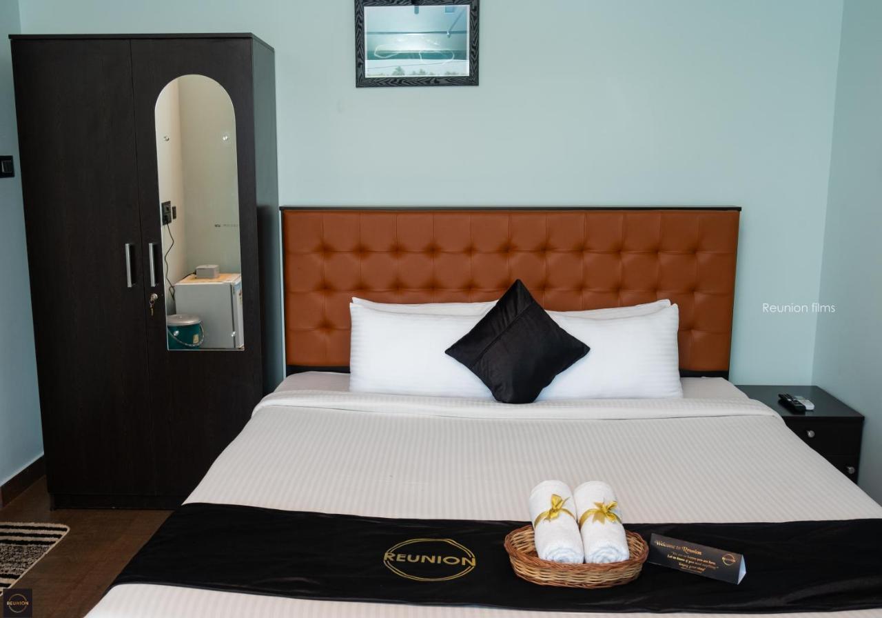 Reunion Ocean Tides Hotel Udupi Kültér fotó